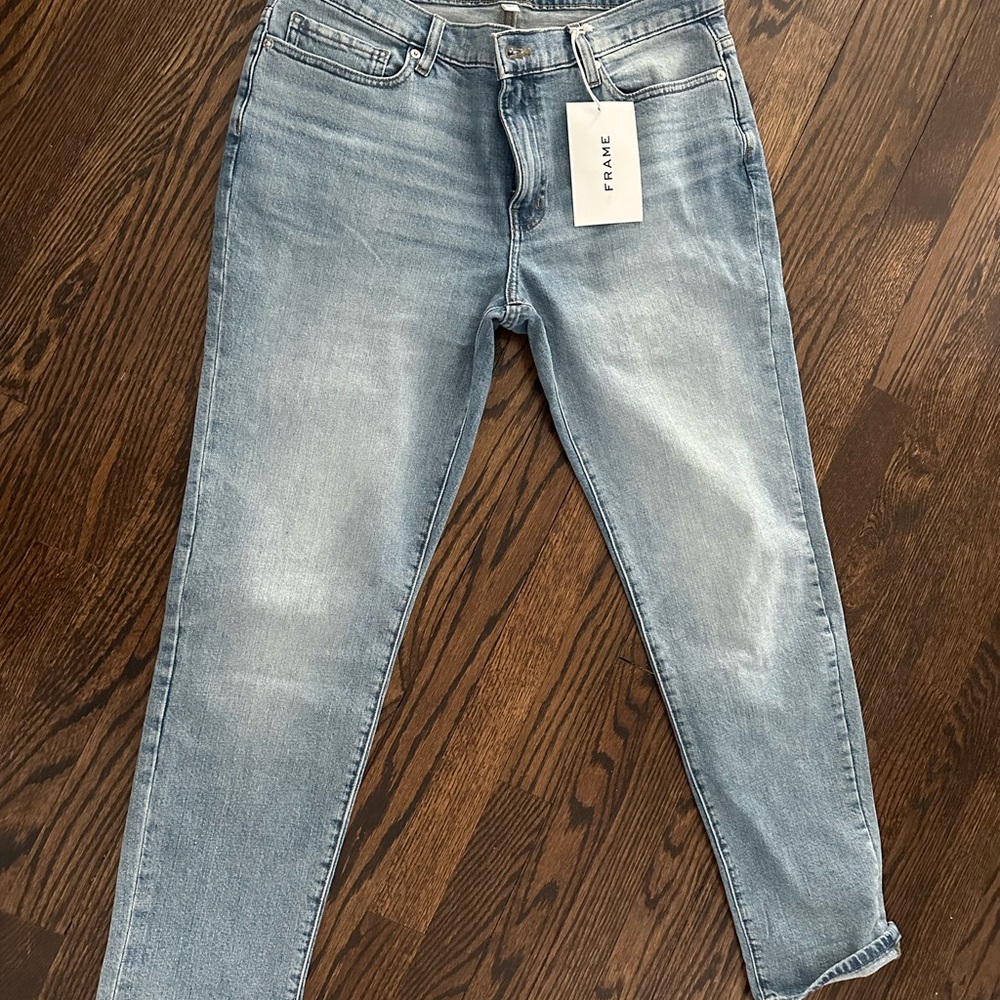 NWT frame jeans le garçon